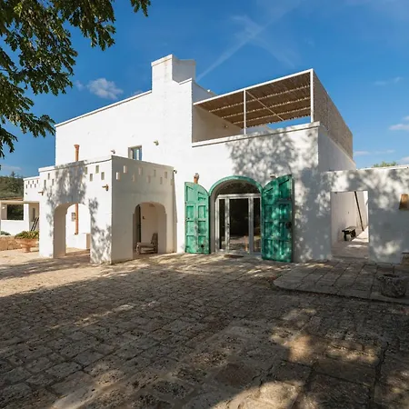 Masseria Borgopietra Villa *